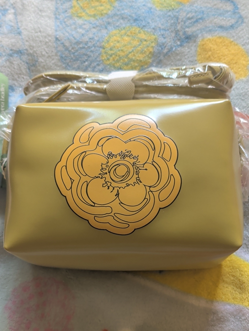 Vera Bradley Faux Leather Blake Crossbody Bag Retro Flower NWT Cute New